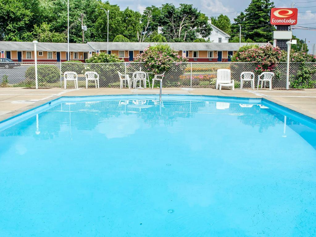 Econo Lodge Mechanicsburg Exterior photo