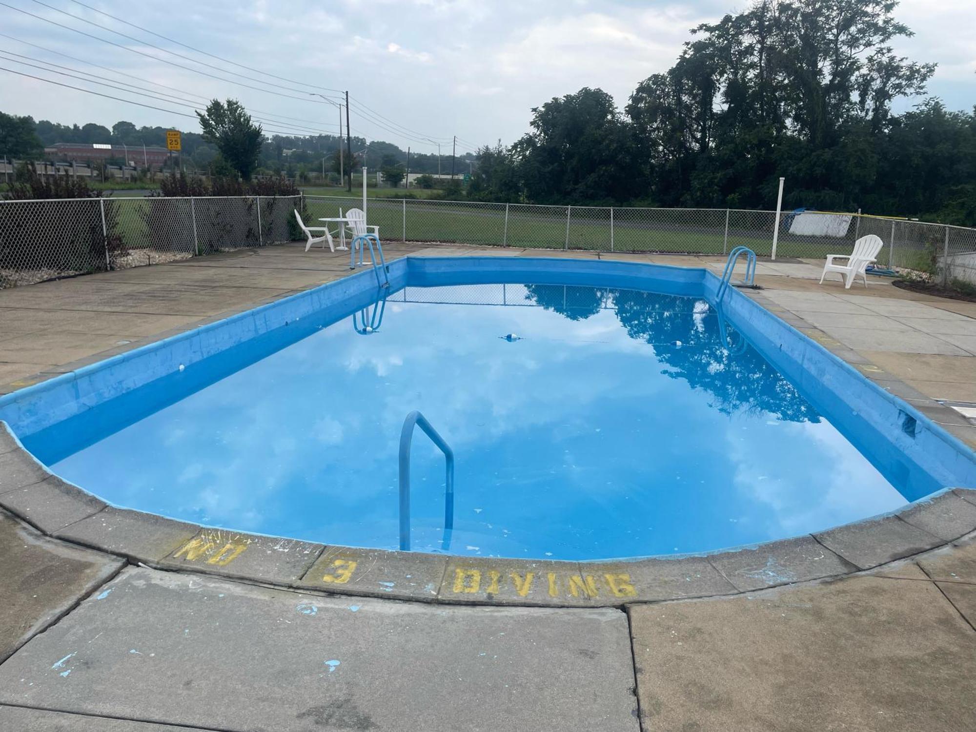 Econo Lodge Mechanicsburg Exterior photo